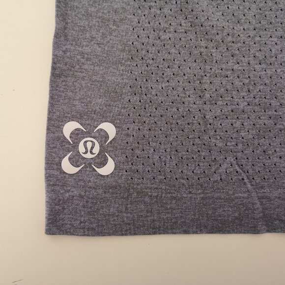 NWT LULULEMON SEAWHEEZE Grey LTWT Swiftly Breathe Crop Tank Top Size 10, 12 - Picture 8 of 10